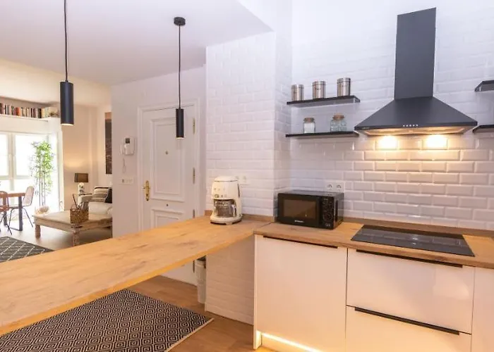 Henao Park De Suites, En Pleno Centro Con Garaje Directo Appartement *