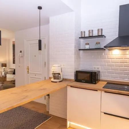 Henao Park De Suites, En Pleno Centro Con Garaje Directo Appartement *