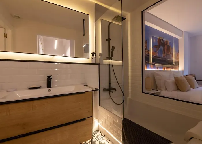 Henao Park De Suites, En Pleno Centro Con Garaje Directo Bilbao